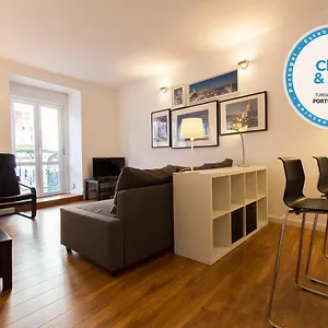 Typical Tailor Made Flat In Graca Appartamento