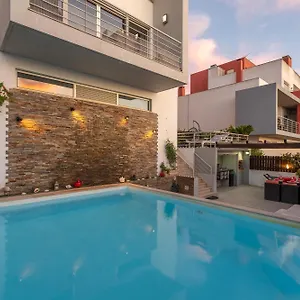 https://cantinho-algarvio-ferragudo.hotelaalgarve.com