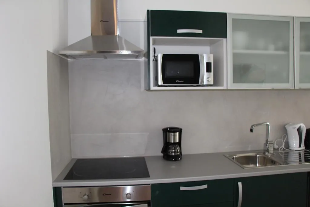 Dobairro Suites At Bairro Alto Lisbon