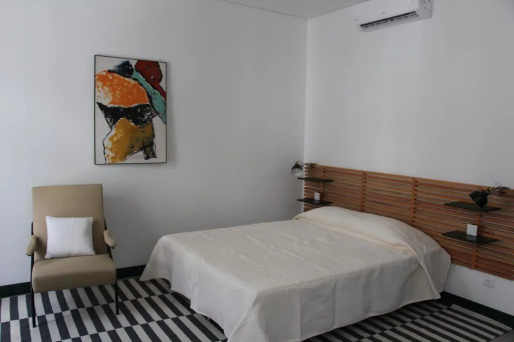 Dobairro Suites At Bairro Alto contacts