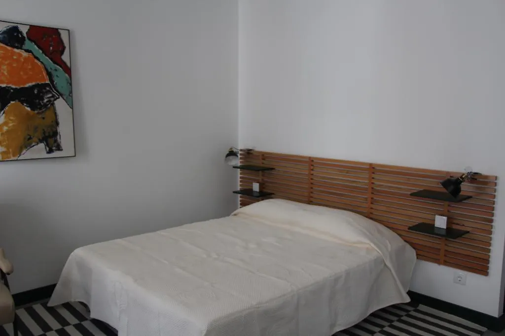 Apartment Dobairro Suites At Bairro Alto Lisbon